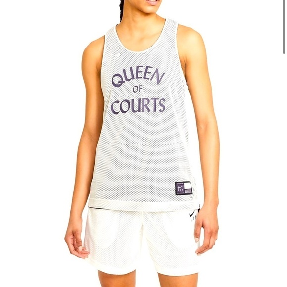 Nike Swoosh Fly Mesh Reversible Basketball Queen of courts Jersey medium - Picture 1 of 9